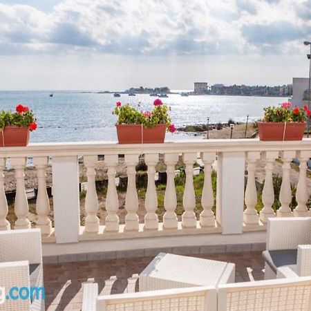 Estasi Sul Mare Bed & Breakfast ปอร์โตเชซาเรโอ ภายนอก รูปภาพ