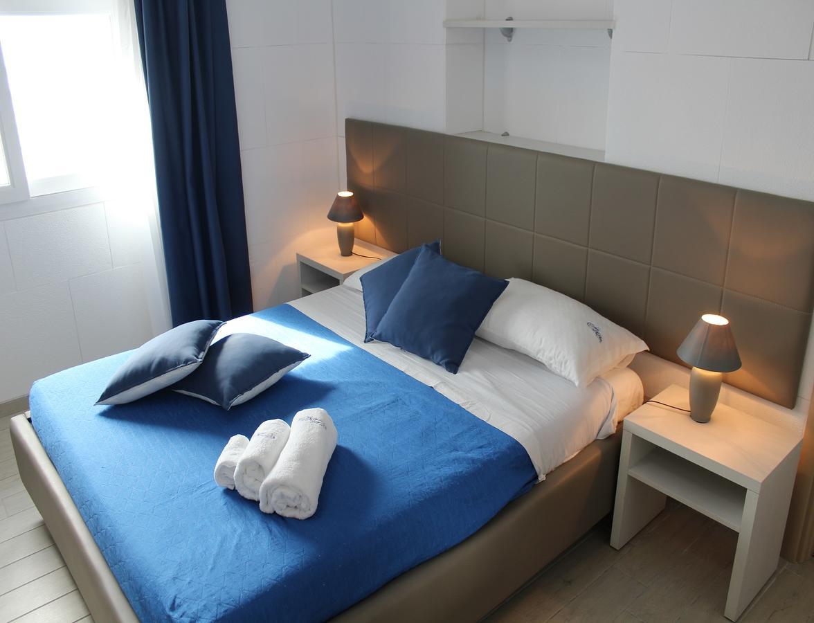 Estasi Sul Mare Bed & Breakfast ปอร์โตเชซาเรโอ ภายนอก รูปภาพ