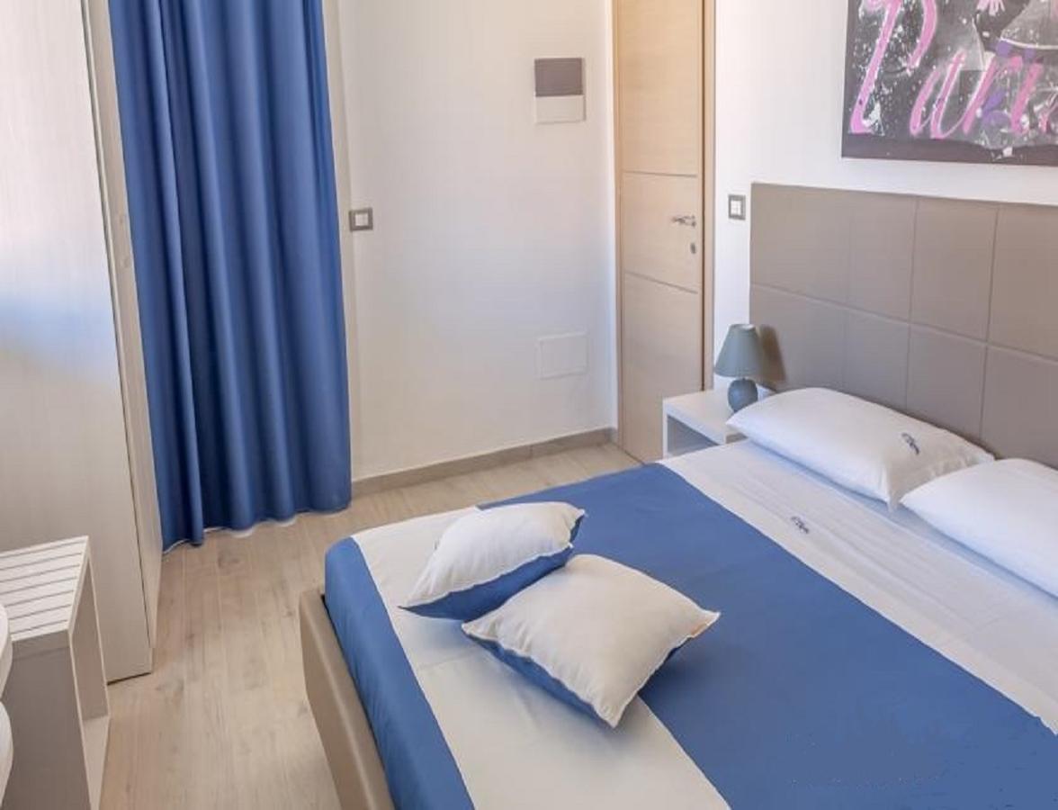 Estasi Sul Mare Bed & Breakfast ปอร์โตเชซาเรโอ ภายนอก รูปภาพ