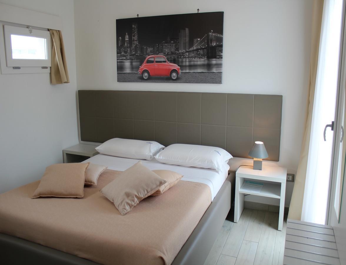 Estasi Sul Mare Bed & Breakfast ปอร์โตเชซาเรโอ ภายนอก รูปภาพ